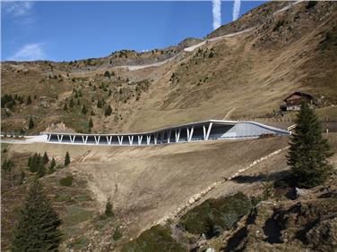 Neue Lawinengalerie an der Jaufenpassstraße fertig gebaut