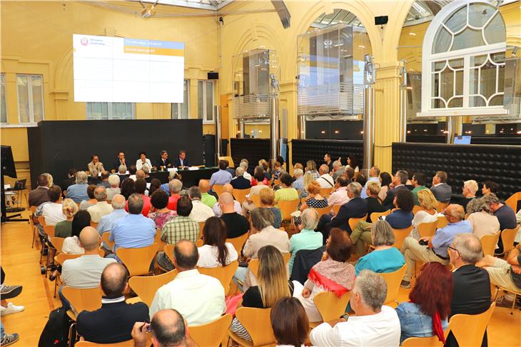 DZE vorgestellt: Rat und Hilfe für ehrenamtliche Vereine