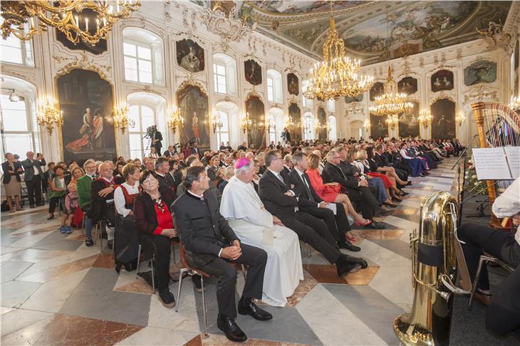 Verdiente Südtiroler von LH Kompatscher und LH Platter geehrt