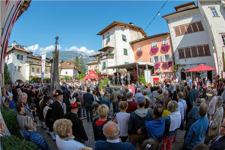 Friedensbotschaft vom Euregio-Fest in Neumarkt