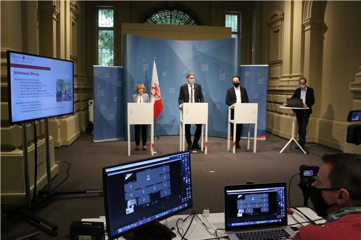 Landesregierung: Video der Pressekonferenz vom 9. Juni 
