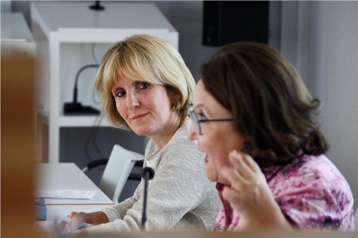 Gesetzentwurf Aktives Altern mit Interessensvertretungen diskutiert