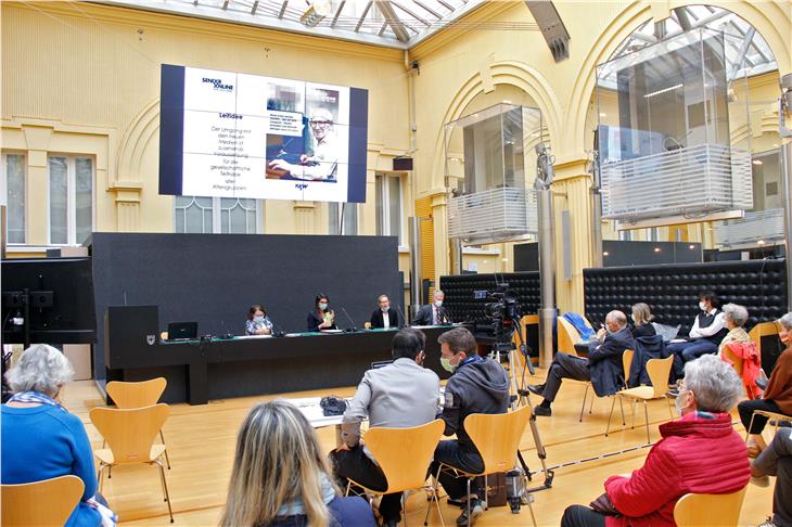 Land will selbstbestimmtes, aktives Altern stärker fördern