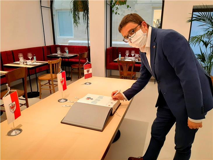 Neuer Euregio-Sitz im Bozner Waaghaus eröffnet