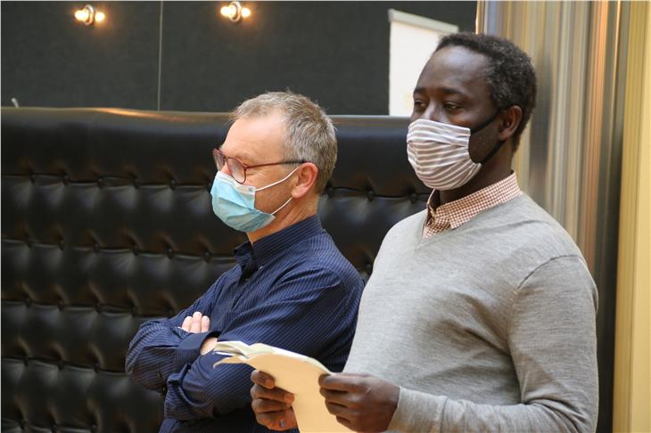 Jahrbuch zur Einwanderung 2020 vorgestellt