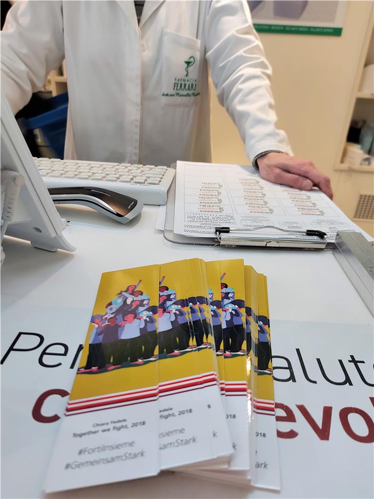 8 marzo: alle donne il segnalibro Euregio #FortiInsieme