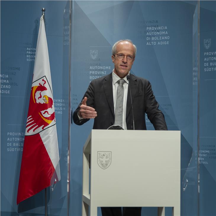 Baustein für weitere Öffnungen: Corona-Pass vorgestellt