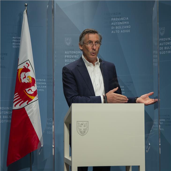 Baustein für weitere Öffnungen: Corona-Pass vorgestellt