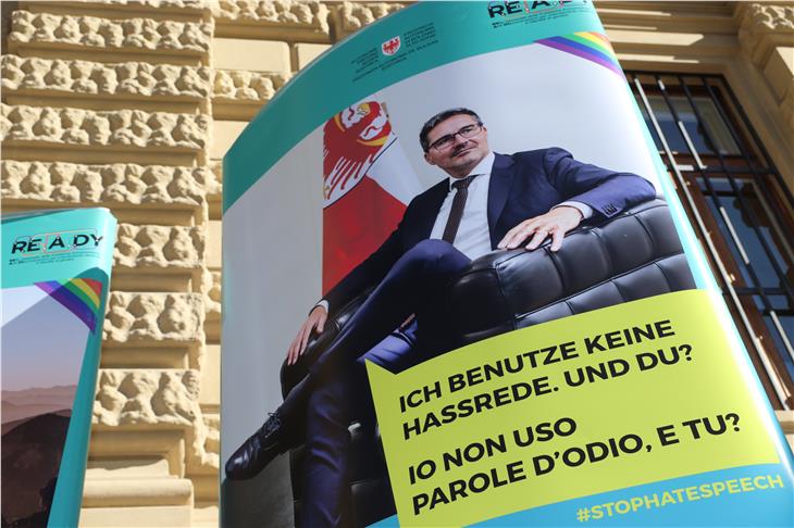 Tag gegen Homophobie: Regenbogenfahne für LH Kompatscher