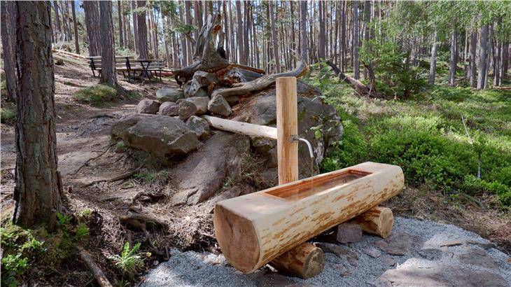 Achtsam am Berg: Nachhaltiger Umgang mit Trinkwasser und Abfall