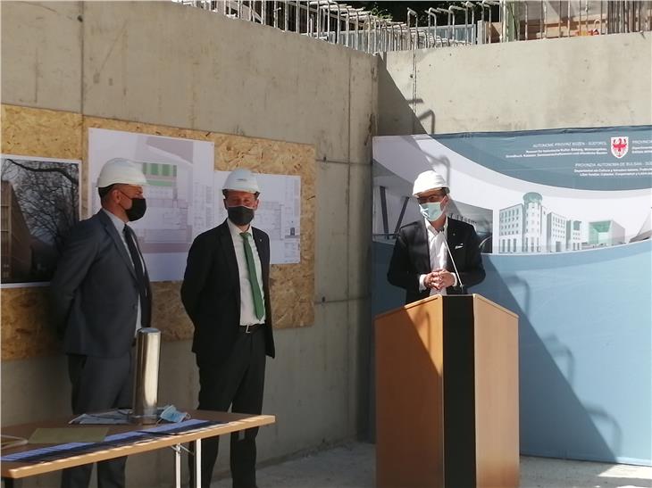 Nuovo palazzo del personale a Bolzano, posata la prima pietra