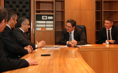 Soluzione per Sunedison, incontro con Kompatscher: rilancio dal 2015