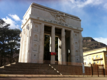 Neue Monatsthemen der Euregio: SEPA, Giuseppe Zorzi und Siegesdenkmal