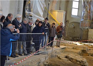 Schenna: Zwei römerzeitliche Häuser und frühchristliche Kirche ausgegraben