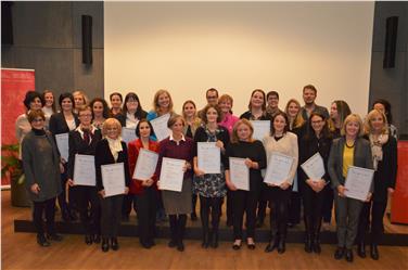 Verwaltungs- und Aufsichtsrätinnen im Aufwind: 19 Diplome verliehen