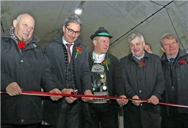 Neue Tunnels der Sarntaler Straße fertig gebaut - Feierstunde