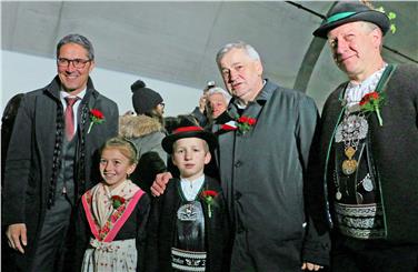 Neue Tunnels der Sarntaler Straße fertig gebaut - Feierstunde