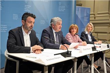 EuregioFamilyPass: Neue Vorteilskarte für Nahverkehr und Familien