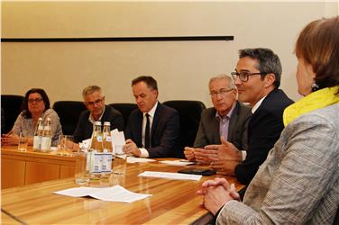 EEVE und Finanzvermögen: Landesregierung trifft Sozialpartner