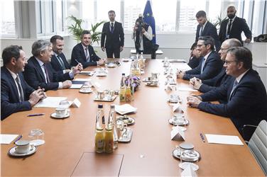 Kompatscher spricht mit Tajani über Migration und Wolfsmanagement 